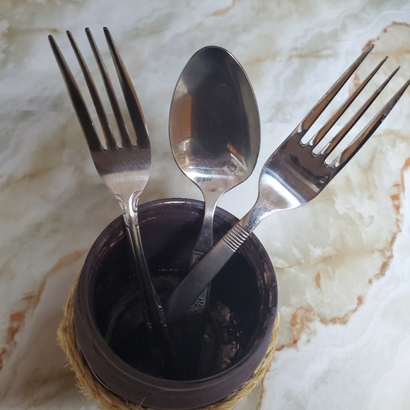 Handmade Pencil, Silverware, Makeup Brush, Trinket Holder - Picture 2 of 3